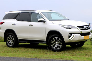 Toyota Fortuner Car